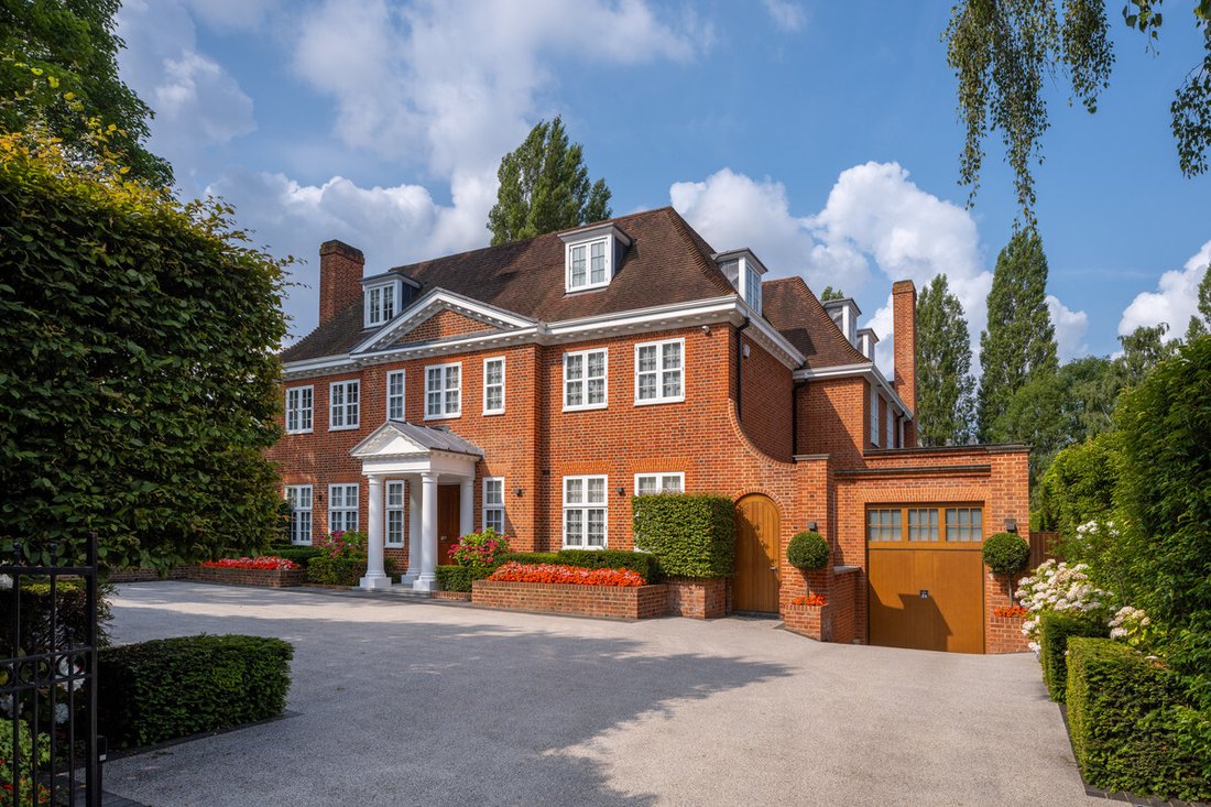 House in London, England, United Kingdom 1 - 15588686