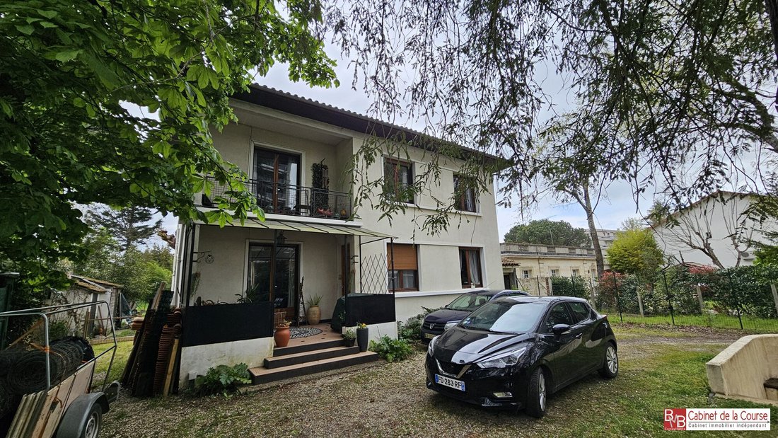 House in Caudéran-Barrière Judaïque, Bordeaux, France 1 - 15588597
