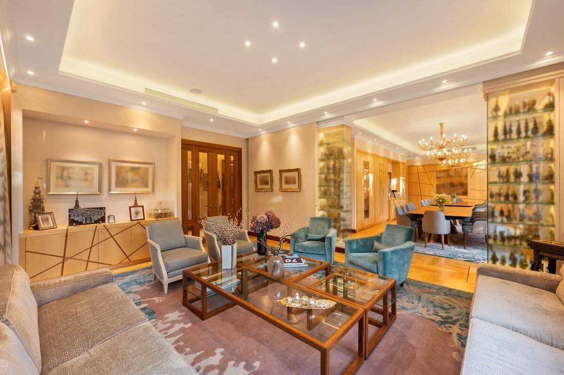 House in London, England, United Kingdom 2 - 15588701