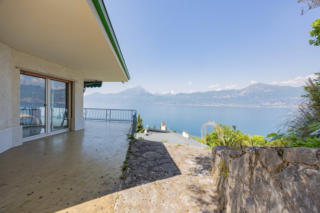 Maison à Torri del Benaco, Vénétie, Italie 1 - 15588729