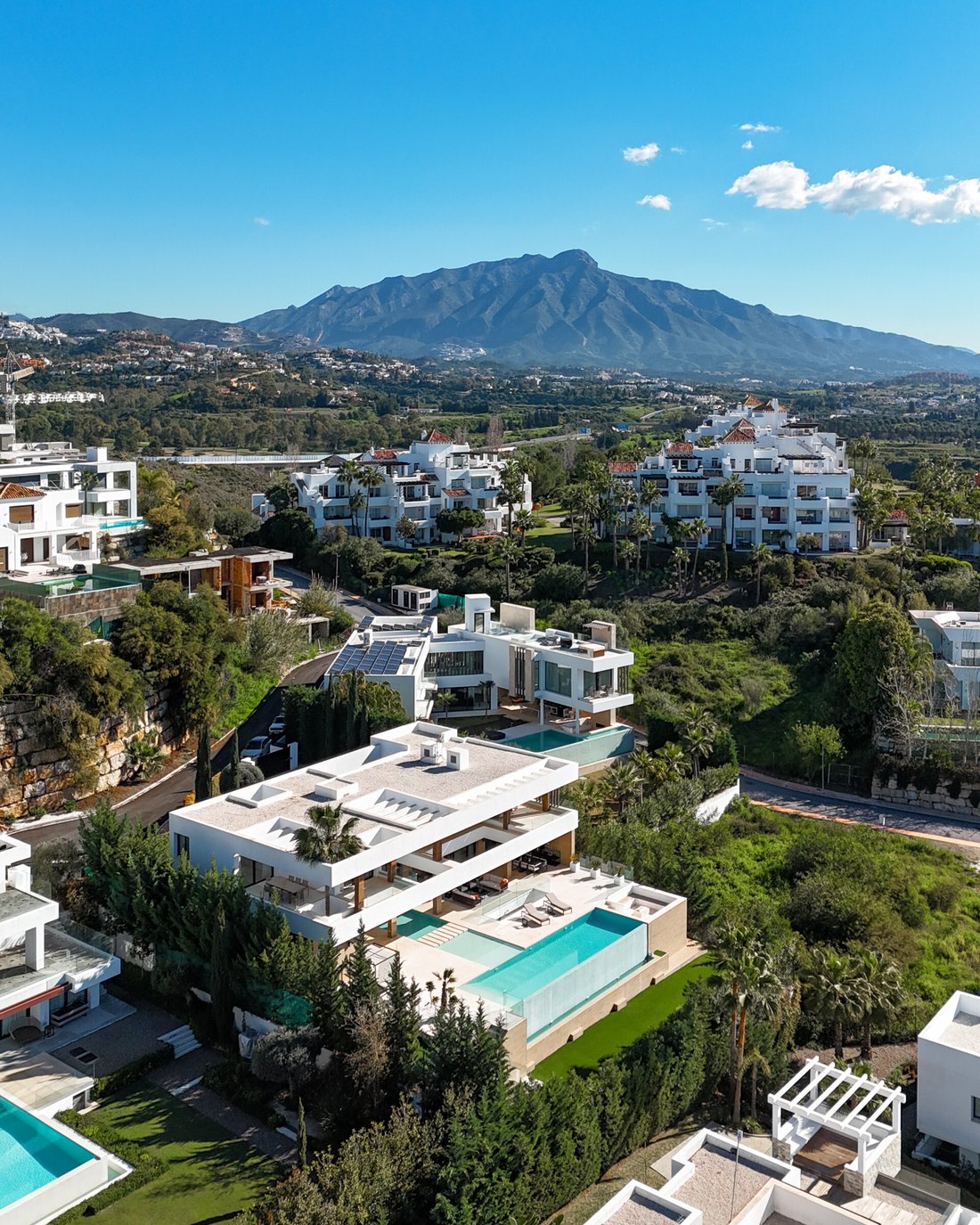 Villa in Benahavis, Andalusia, Spain 5 - 15589636