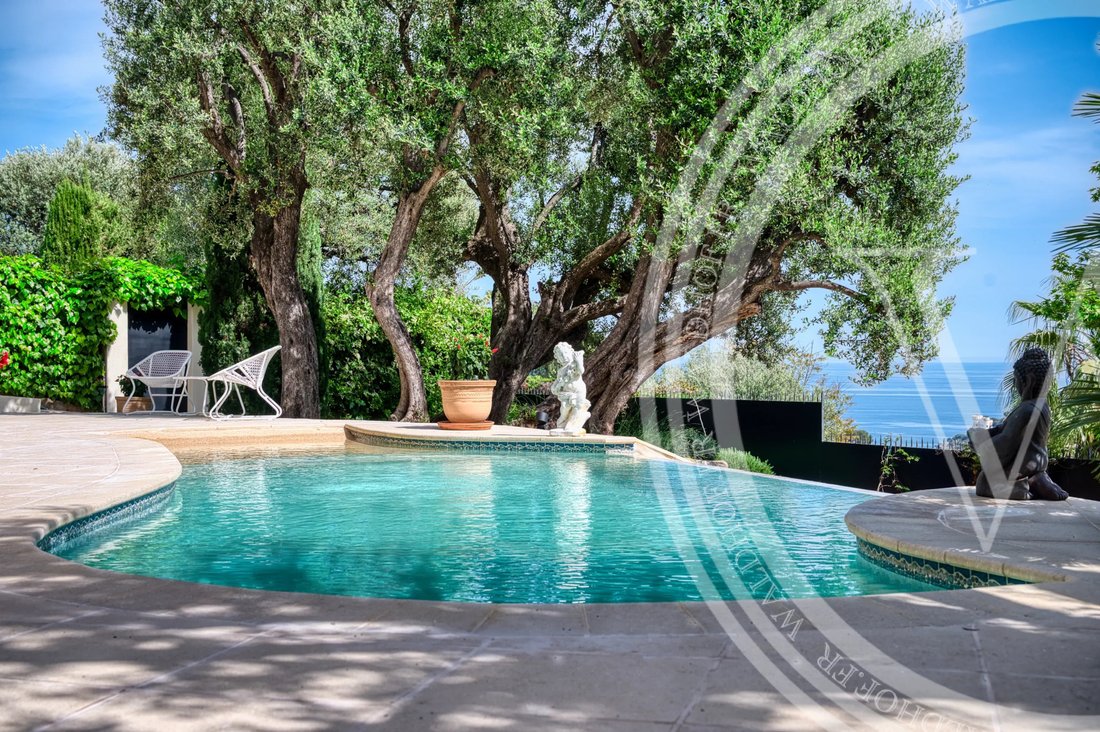 Villa in Village-Cros de Caste-Coupiere-Mont Gros, Roquebrune-Cap-Martin, France 2 - 15589110