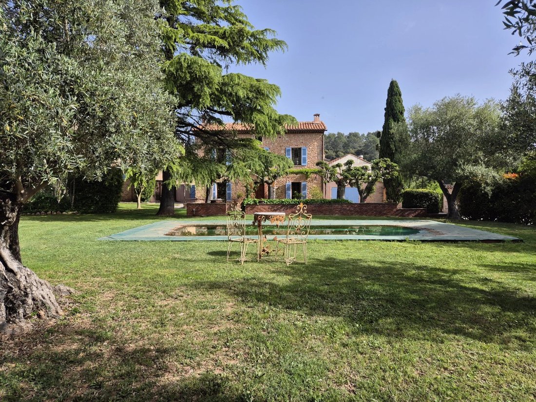 Country House in Le Cannet-des-Maures, Provence-Alpes-Côte d'Azur, France 3 - 15308090