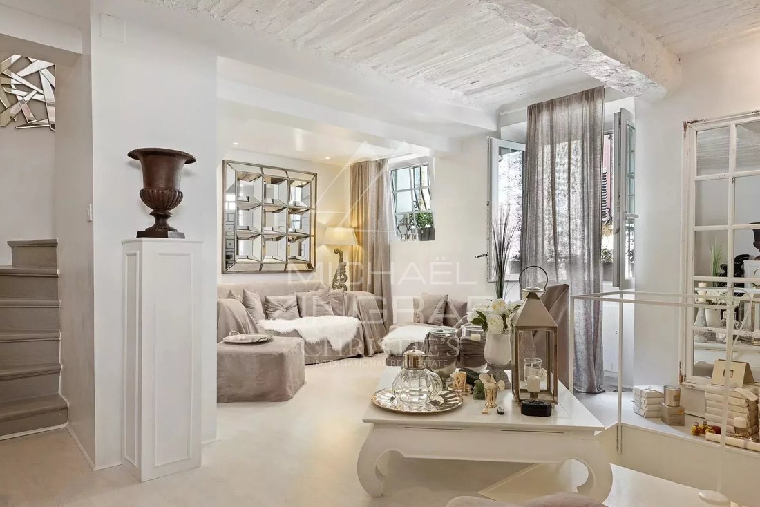 House in Châteauneuf-Grasse, Provence-Alpes-Côte d'Azur, France 4 - 15589217
