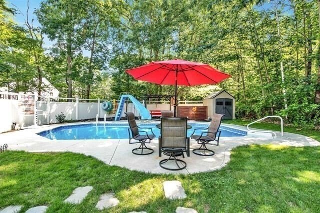 House in Derry, New Hampshire, United States 4 - 15541836