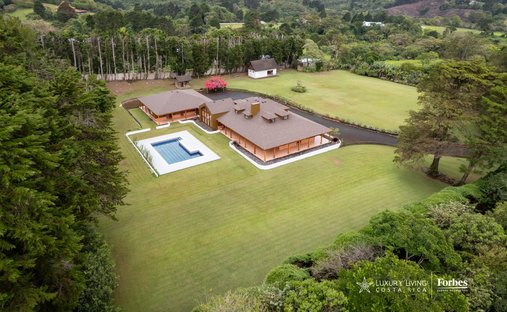 Casa en San Isidro, Heredia, Costa Rica 1