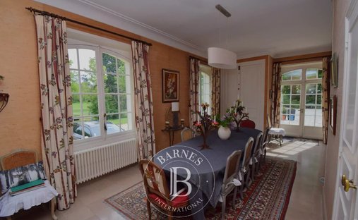 Castle for Sale in Bourges, Centre-Val de Loire, France