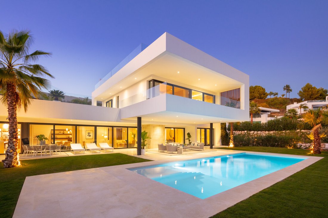 Villa in Nueva Andalucia, Marbella, Spain 3 - 15593153