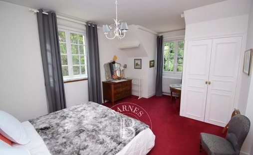 Castle for Sale in Bourges, Centre-Val de Loire, France