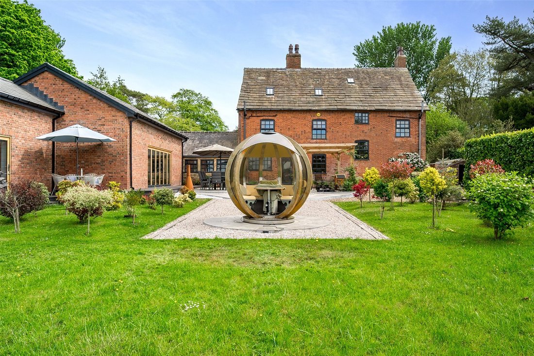 House in Samlesbury, England 2 - 15085060