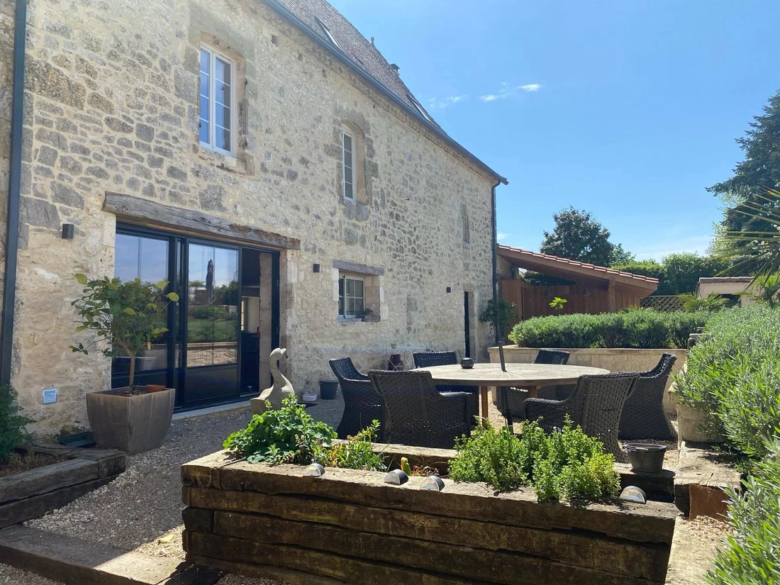 House in Issigeac, Nouvelle-Aquitaine, France 2 - 15591513