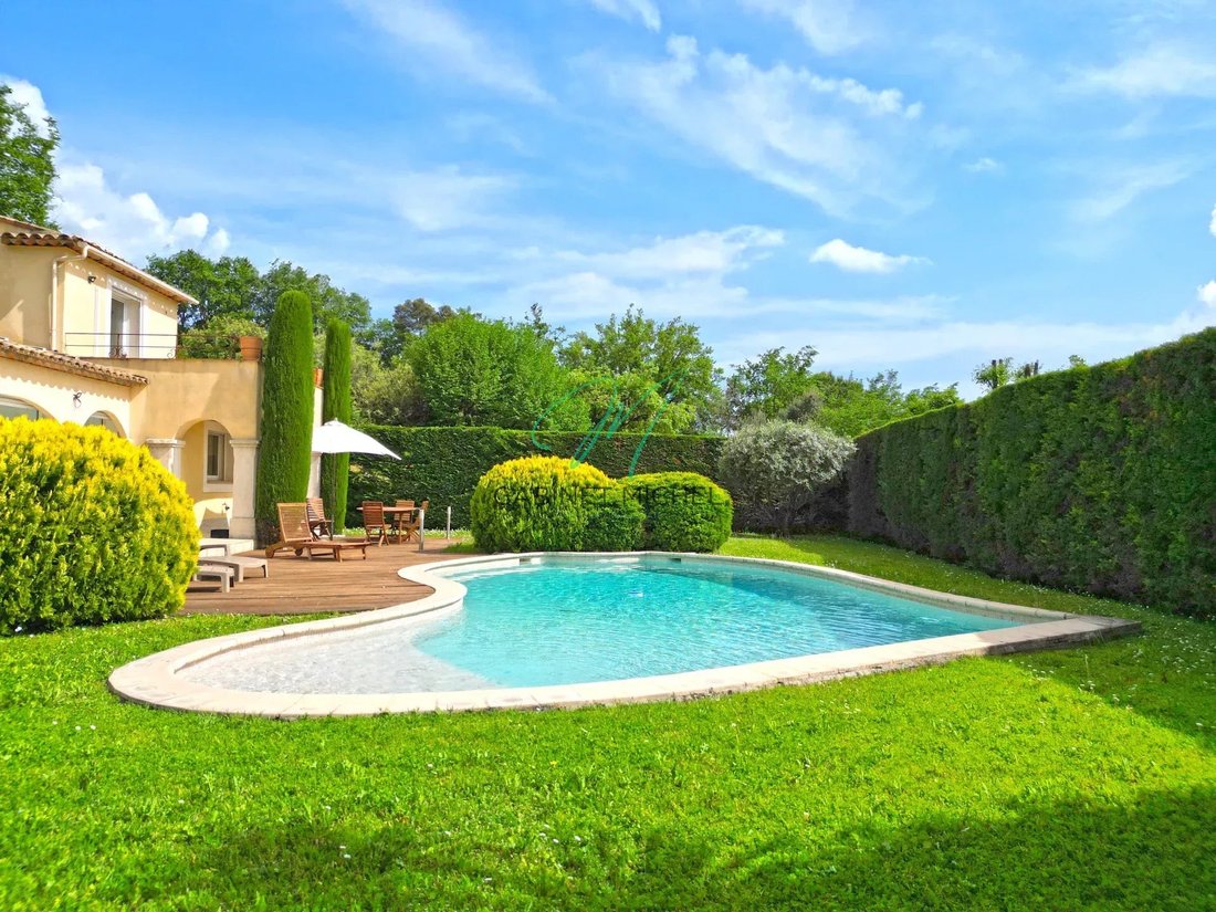 House in Nord, Roquefort-les-Pins, France 2 - 15046827