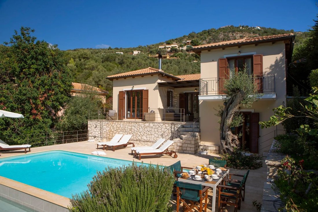 Villa in Lefkada Commune, Peloponnese, Western Greece and the Ionian, Greece 5 - 15590060