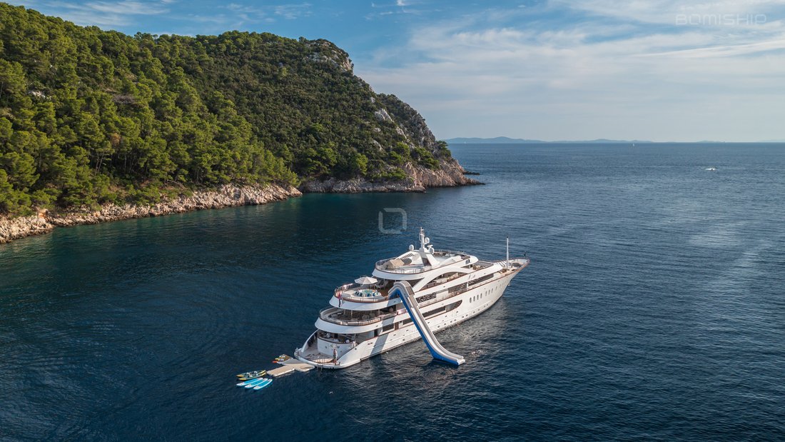 Motor Yacht in Split, Split-Dalmatia County, Croatia 2 - 15572406