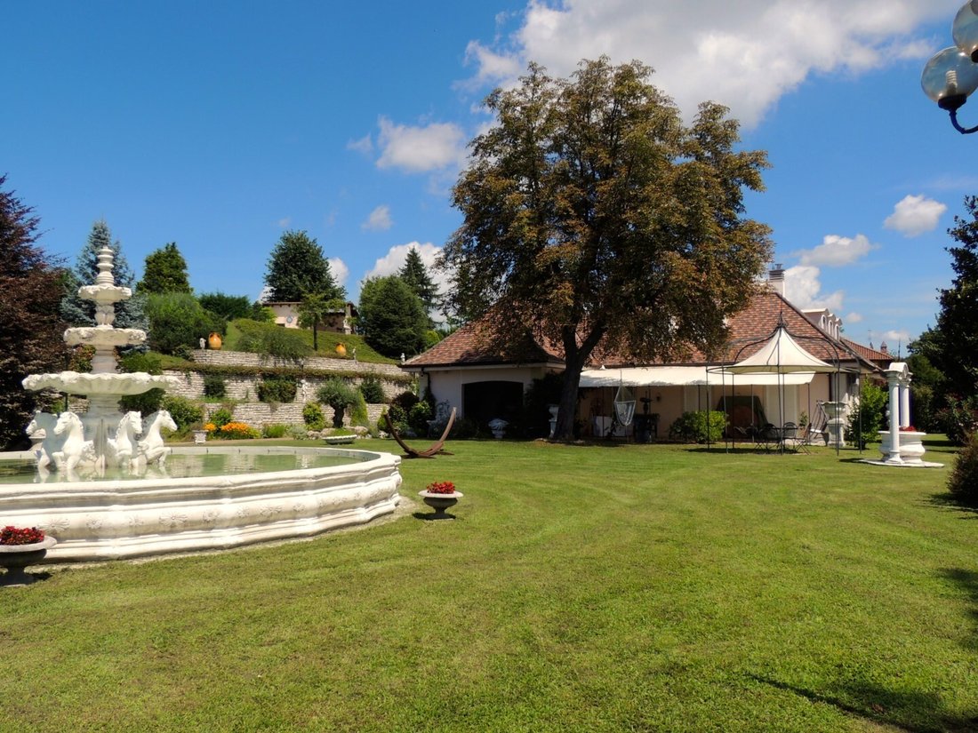 Villa in San Mauro Torinese, Piedmont, Italy 3 - 15467701