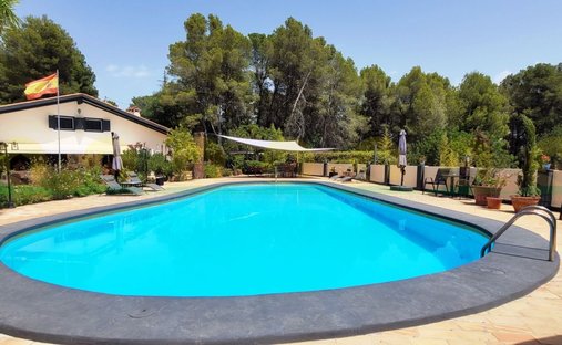 Villa in Ontinyent, Land Valencia, Spanien 1
