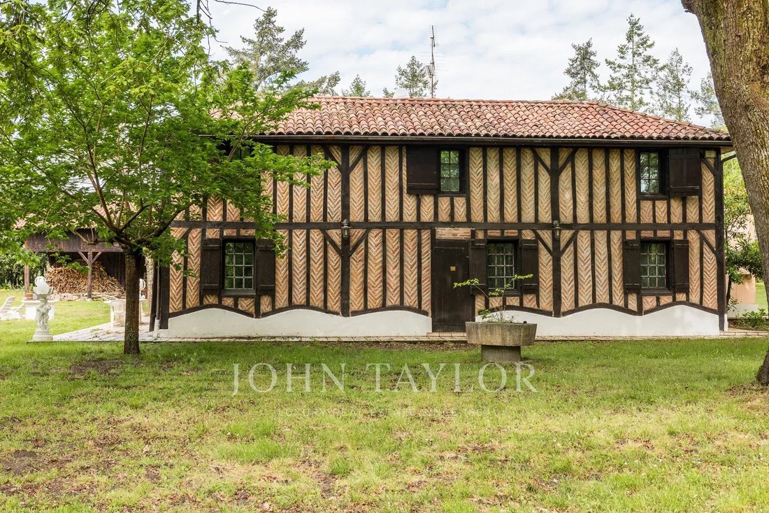 Estate in Gourbera, Nouvelle-Aquitaine, France 5 - 15594030