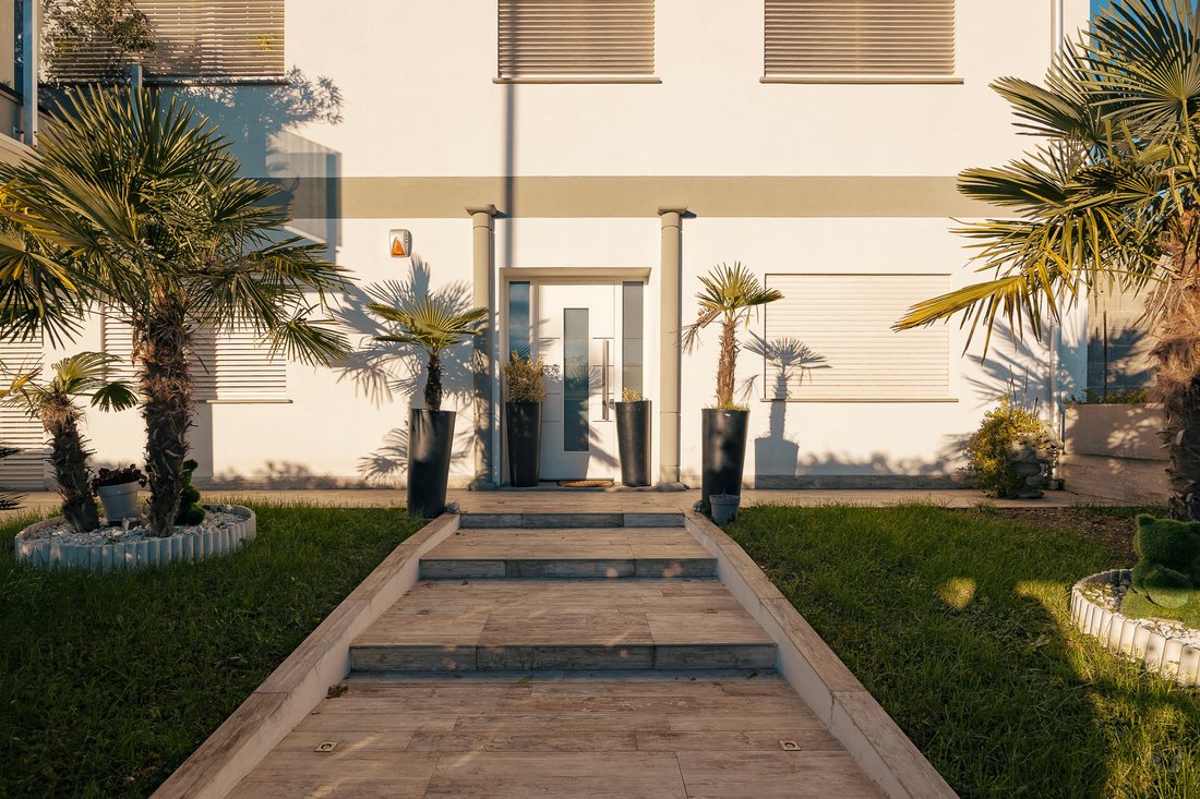 Villa a Area Lavanderie-Redecesio, Segrate, Lombardia 2 - 15488235