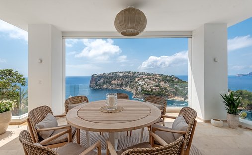 Villa in Port d'Andratx, Andratx, Balearic Islands 1