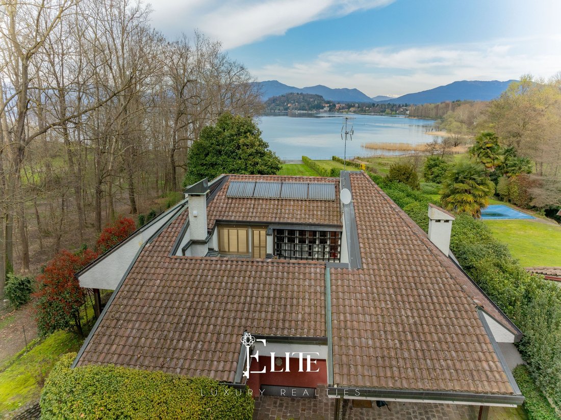 Villa in Ispra, Lombardy, Italy 2 - 15598476