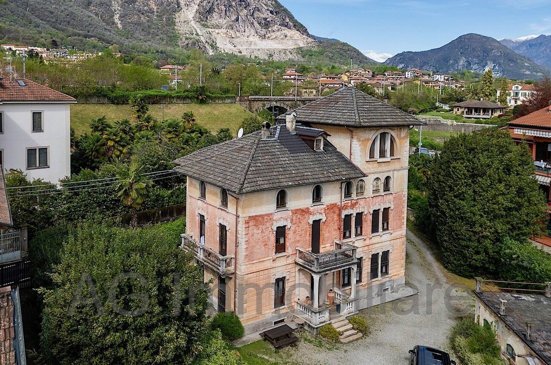Villa in Baveno, Piedmont, Italy 4 - 15594710