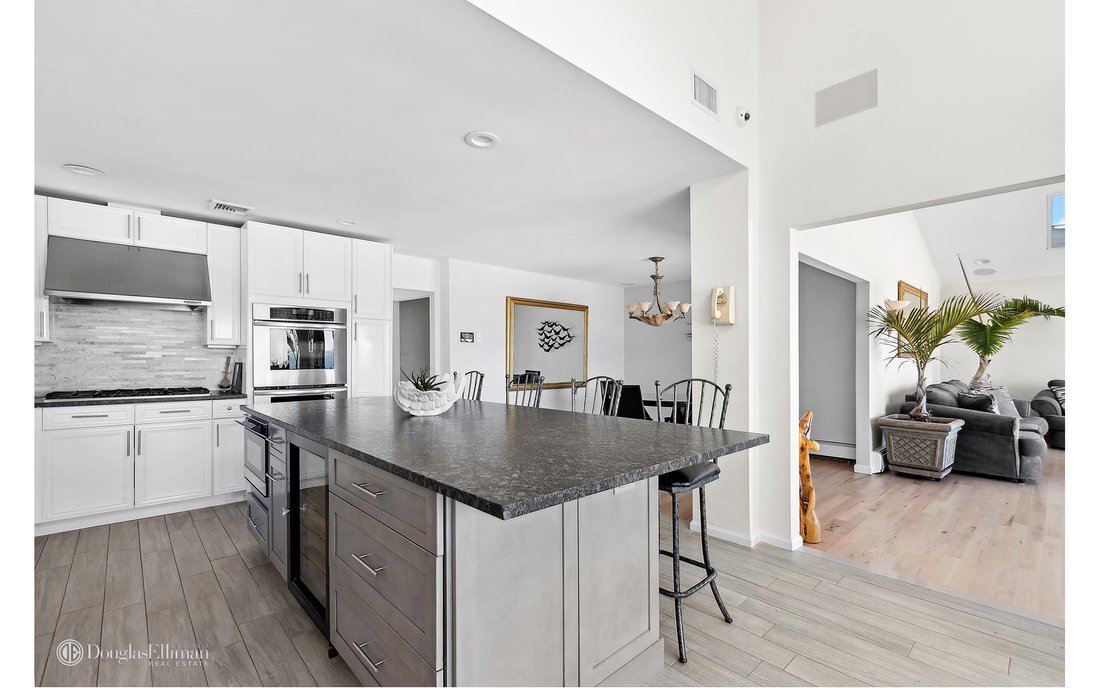 House in Bayville, New York, United States 5 - 15552111