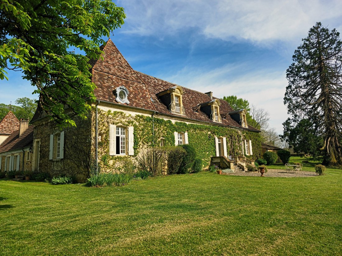 House in Val de Louyre et Caudeau, Nouvelle-Aquitaine, France 1 - 15597124