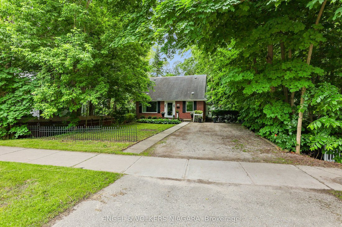 House in Vaughan, Ontario, Canada 1 - 15597358