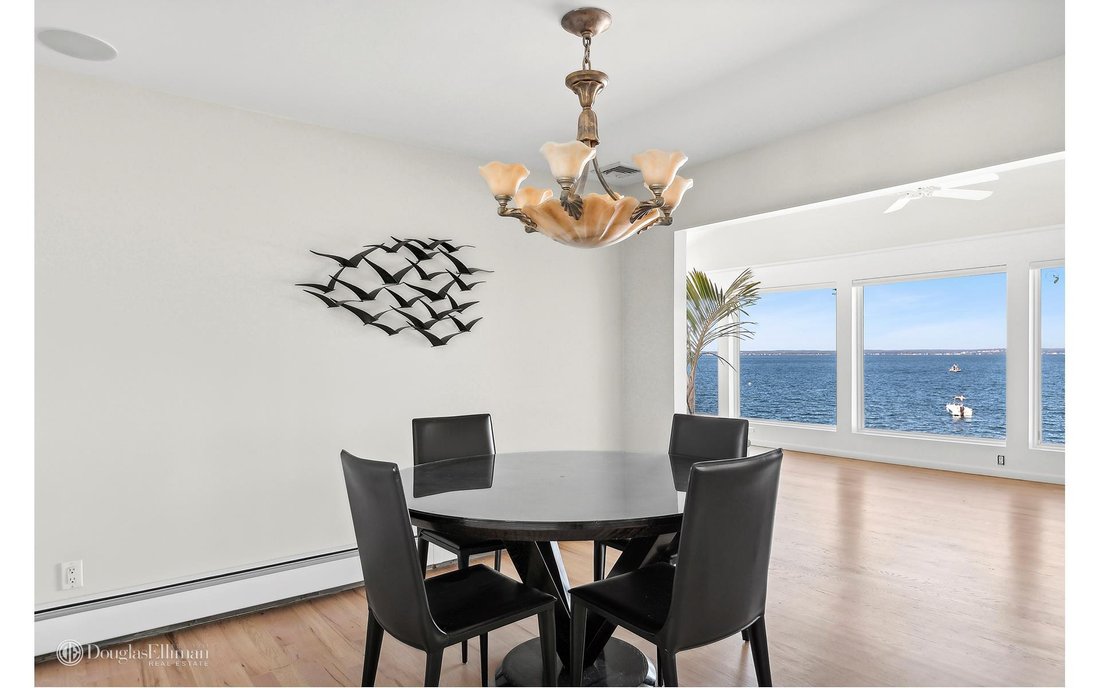 House in Bayville, New York, United States 3 - 15552111
