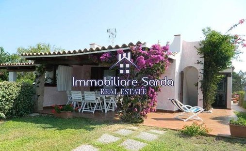 Villa en Mucchi Bianchi, Cerdeña, Italia 1