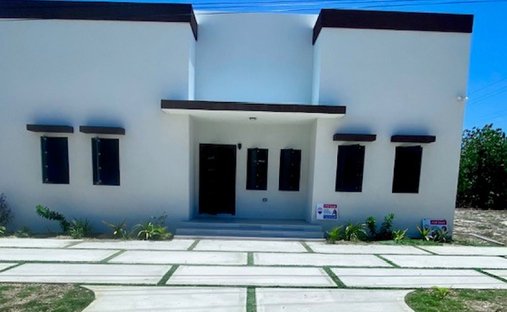 Casa a East End, East End, Isole Cayman 1