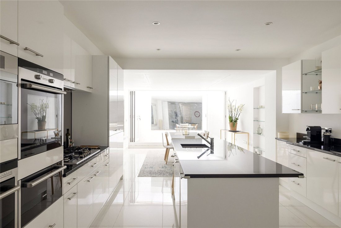 House in Holland Park, Kensington And Chelsea, England 3 - 15594556