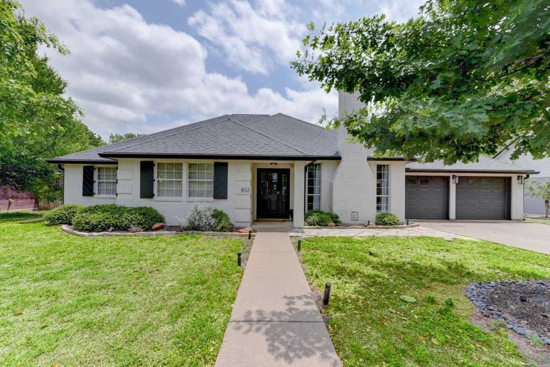 House in Fredericksburg, Texas, United States 1 - 15595983