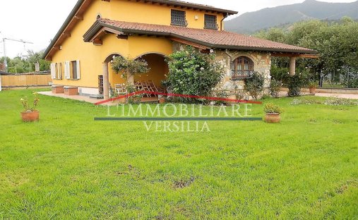 Villa en Strettoia-Capezzano-Valdicastello, Pietrasanta, Toscana 1