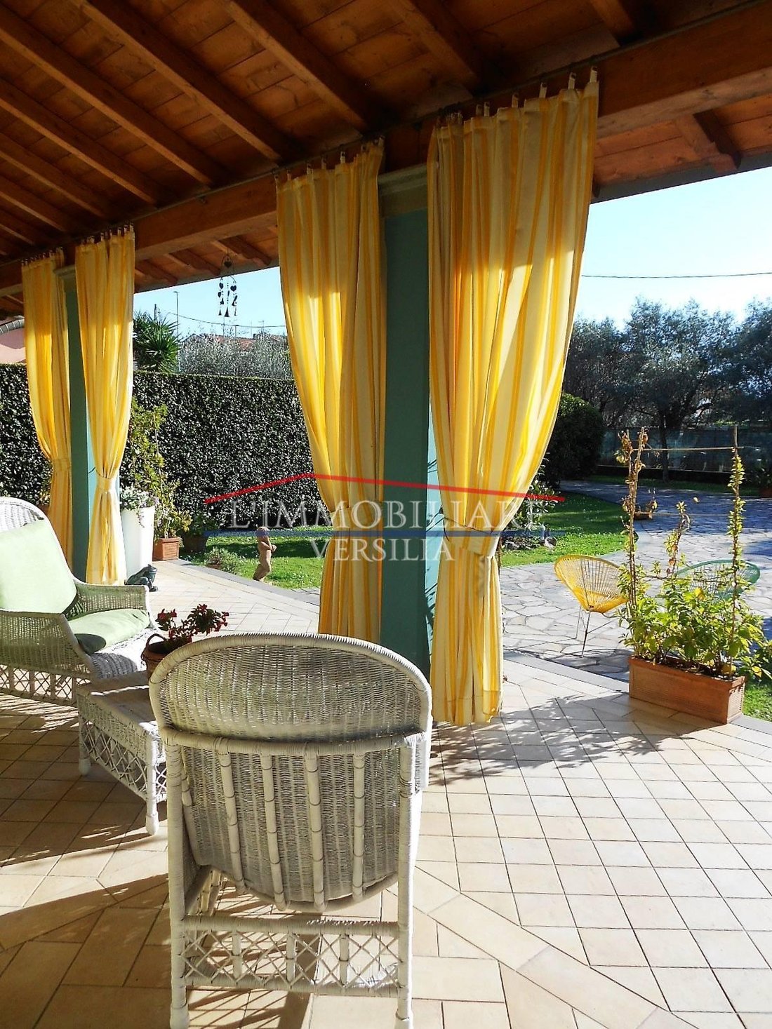 Villa in Seravezza, Tuscany, Italy 2 - 12568450