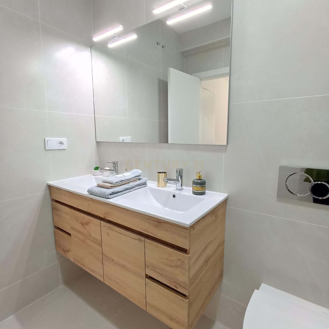 Apartment in Benfica, Lisbon, Portugal 2 - 15592825