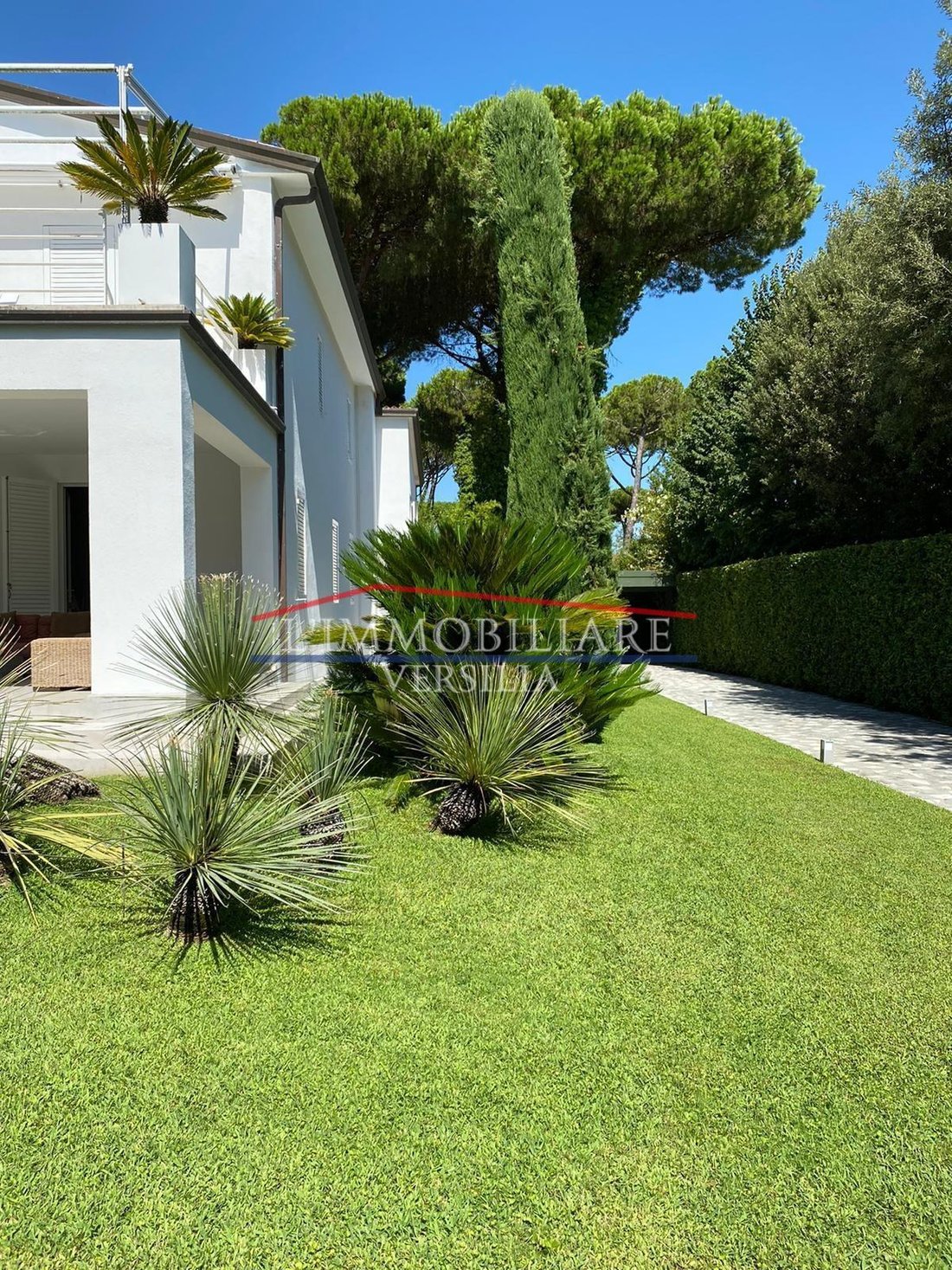 Villa in Roma Imperiale, Forte dei Marmi, Tuscany 3 - 13439107