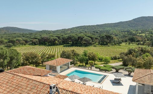 House in Le Plan-de-la-Tour, Provence-Alpes-Côte d'Azur, France 1