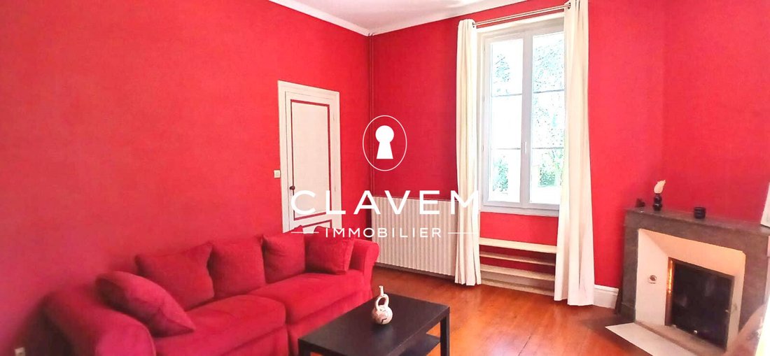 House in Pineuilh, Nouvelle-Aquitaine, France 4 - 15588514
