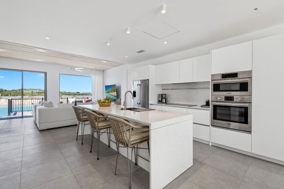appartement à Long Bay Hills, Caicos Islands, Îles Turks et Caïques 3 - 15600972