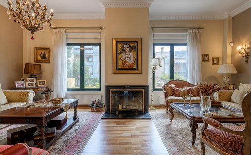 Casa in North Athens, Attica, Grecia 1