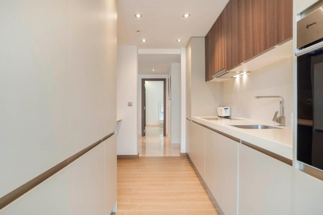 Apartment in San Pedro de Alcantara, Andalusia, Spain 5 - 15600695