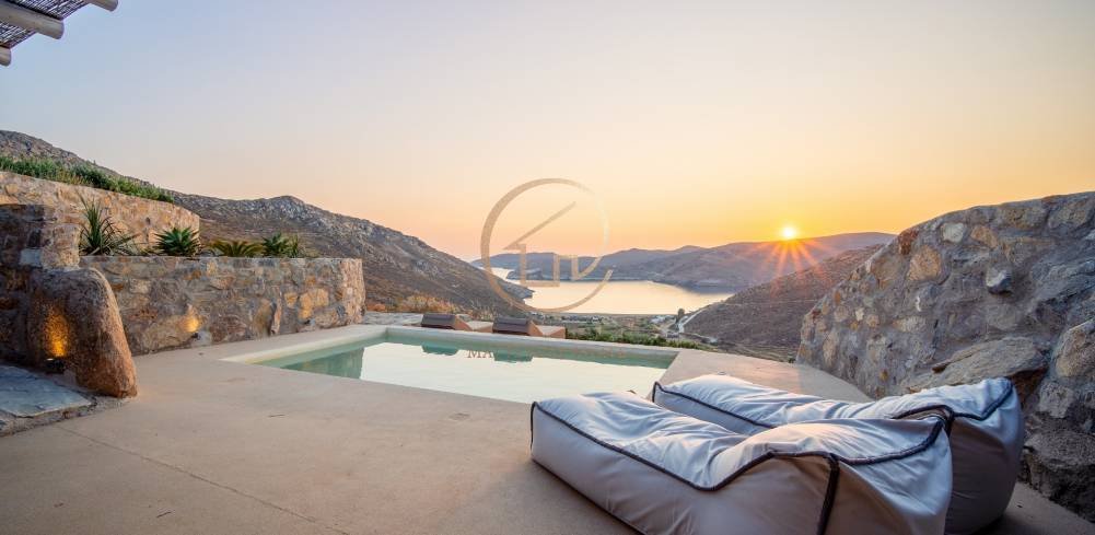 Villa in Serifos, Aegean, Greece 1 - 15601609