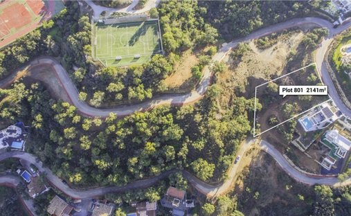 Terreno a Ojén, Andalusia, Spagna 1