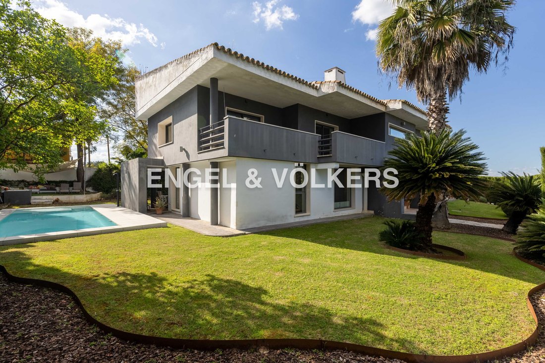 Villa en Camas, Andalucía, España 1 - 15603095