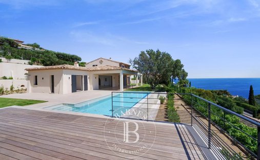 Villa in Nartelle-Noyer-Bellevue-bd des Sardinaux, Sainte-Maxime, France 1