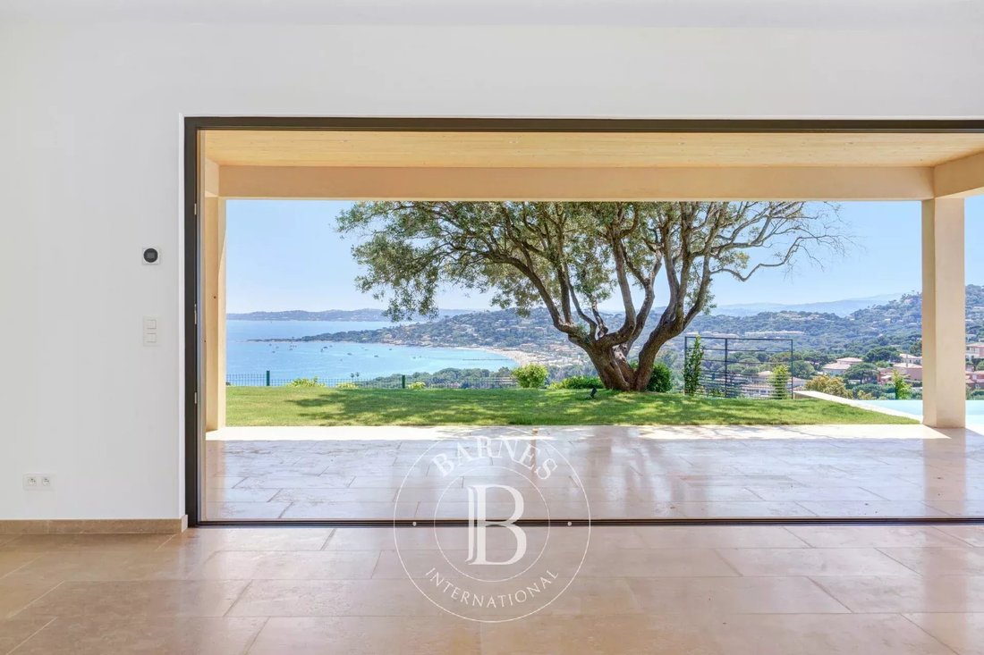 Villa in Nartelle-Noyer-Bellevue-bd des Sardinaux, Sainte-Maxime, France 3 - 14681091