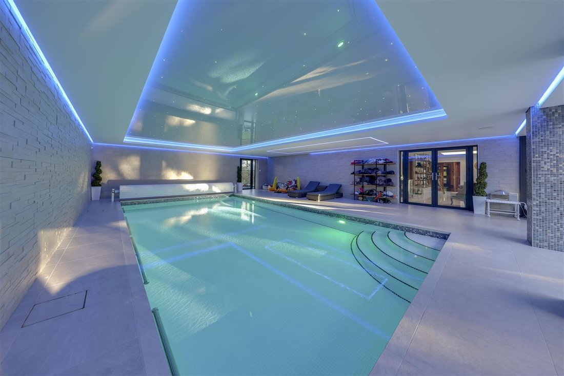 House in Helmshore, England 2 - 15603011