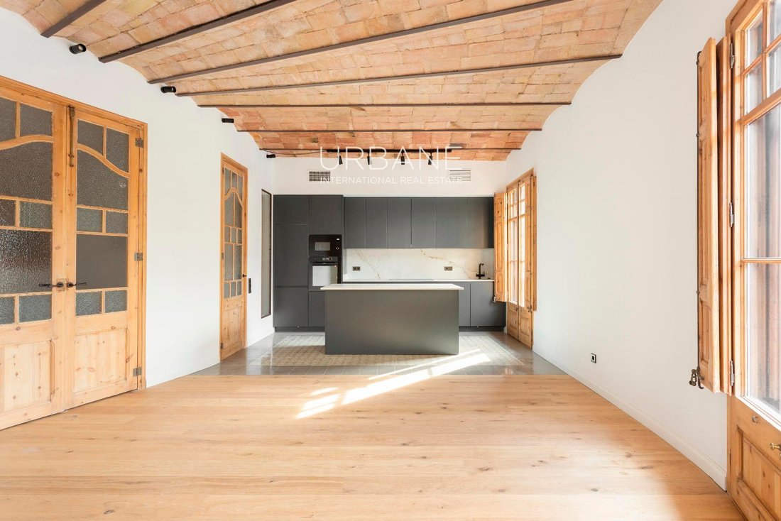 Apartment in Eixample, Barcelona, Spain 1 - 15604342