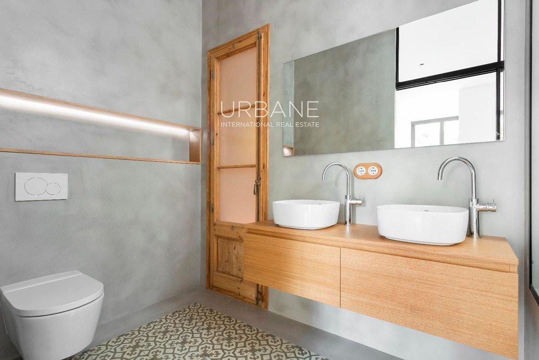 Apartment in Eixample, Barcelona, Spain 4 - 15604342